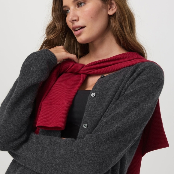 Vuori Emilie Cashmere Cardigan Charcoal L NEW - Picture 2 of 11